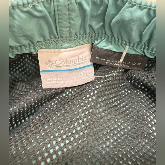 Columbia Men's Blue Shorts - Picture 13 of 15